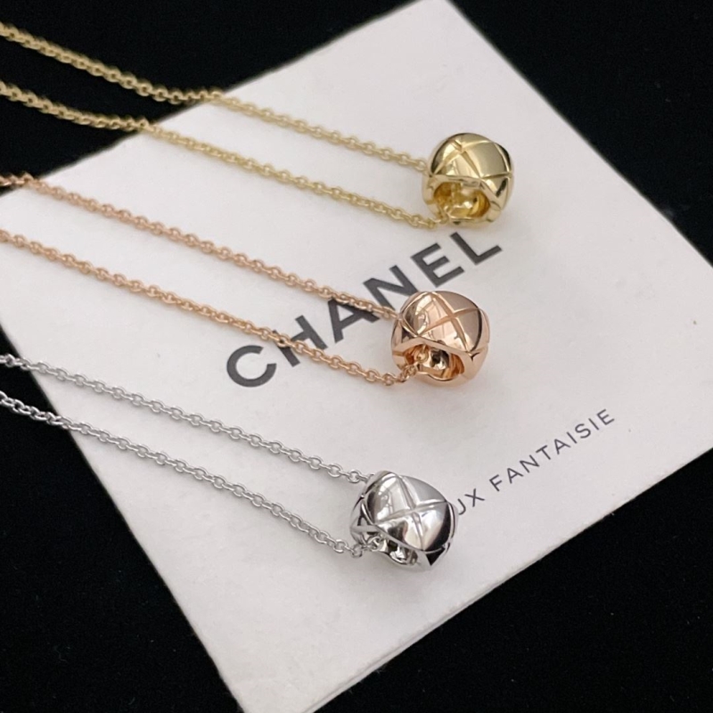 Chanel Necklaces